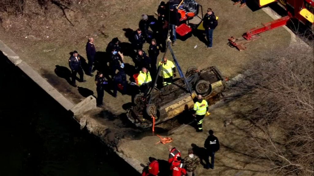 Human remains found in car of Karen Schepers, Elgin missing woman, after vehicle pulled from Fox River: Kane County coroner