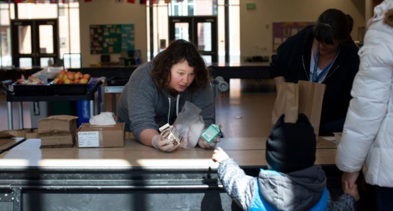 Illinois mandates halal, kosher meal options in state facilities