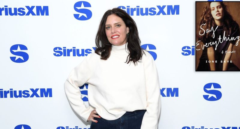 Ione Skye Tells All on Her Steamiest Encounters With Hollywood Stars