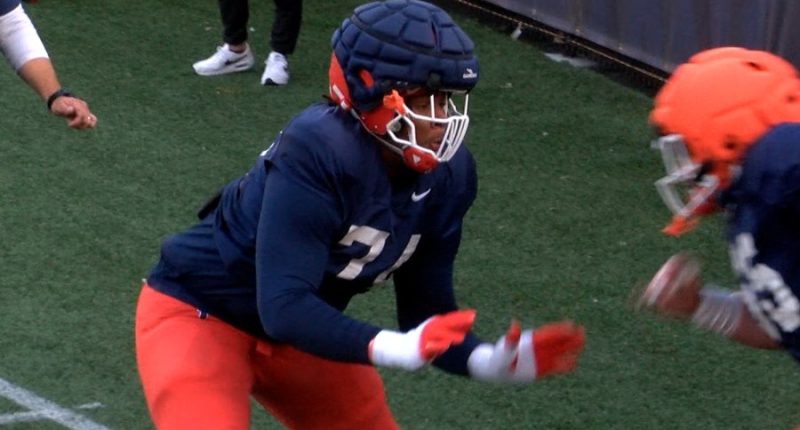 J.C. Davis discusses decision to return to Illinois