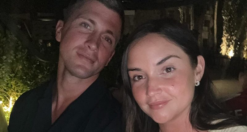 Jacqueline Jossa SPLITS from Dan Osbourne