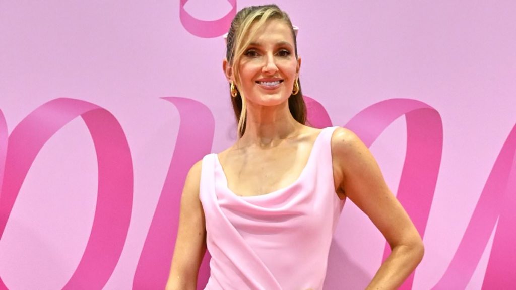 Kate Waterhouse looks pretty in pink as she leads arrivals at Chandon Ladies Day kicking off the Sydney Autumn Racing Carnival