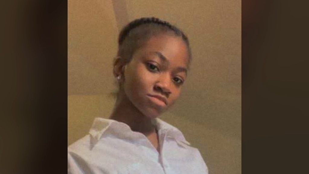 Kaylah Love death: Vigil held for 16-year-old girl killed in East Garfield Park; Chicago police launches 'internal investigation'