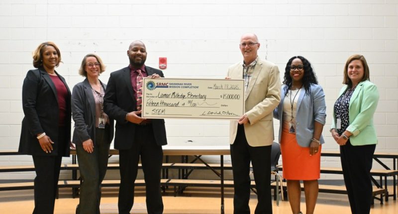 Lamar-Milledge Elementary receives $15,000 donation from SRMC