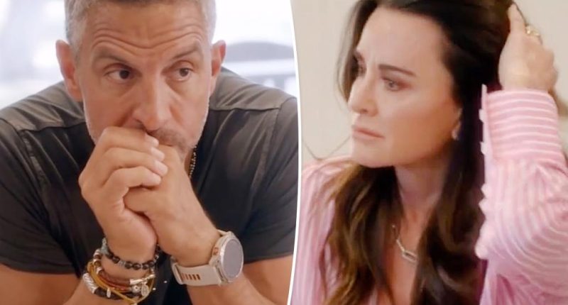 Mauricio Umansky apologizes to tearful Kyle Richards over photos of him kissing another woman