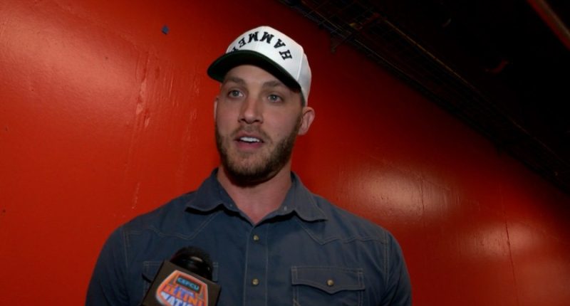 Meyers Leonard returns to Champaign after announcing retirement from basketball