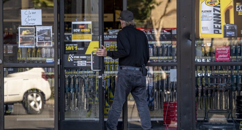 National auto parts retailer closing all California stores
