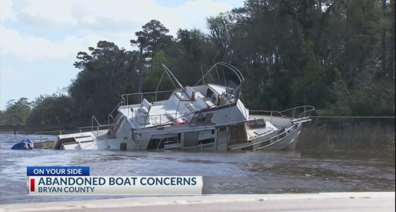ON YOUR SIDE: Abandoned boat near Fort McAllister causes concern for local fishermen