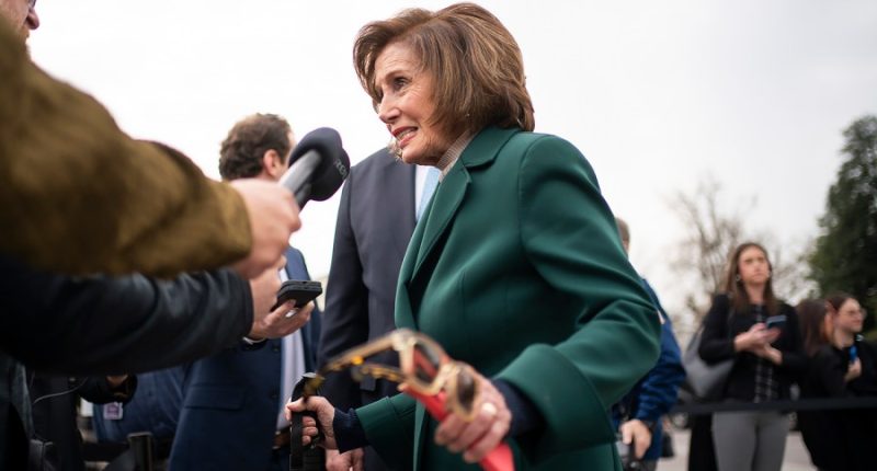 Pelosi shades Schumer on funding bill: ‘Listen to the women’