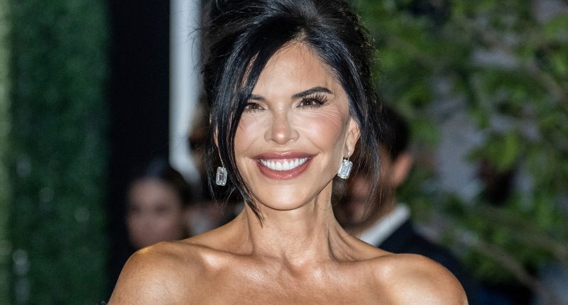 Plastic Surgeon Tells Us The Secrets Behind Lauren Sanchez's Transformation