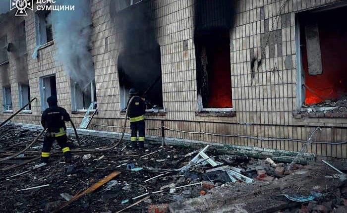 Russian drones strike Ukraine after Putin's ceasefire talks with Trump