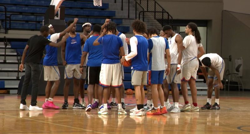 Savannah State Men's Basketball in Men's NCAA Division II Tournament