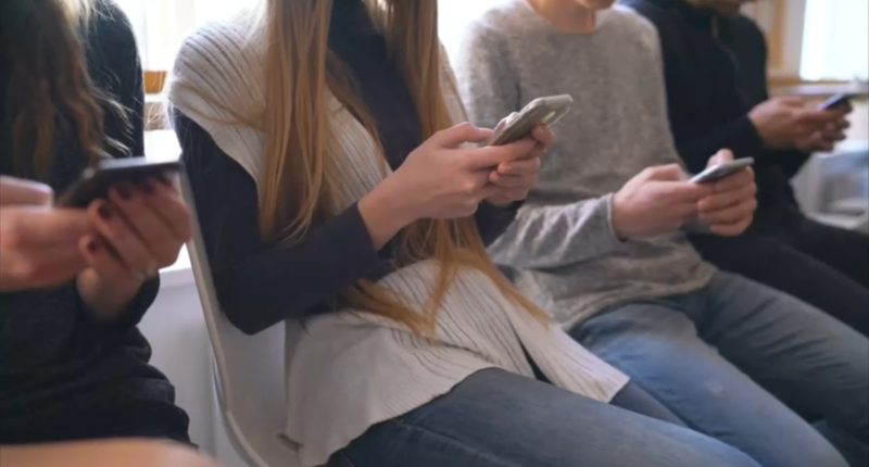 Screen time: New guidelines released on screen time and usage for teens