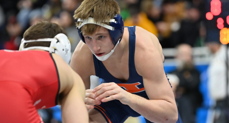 Seven Illini wrestlers qualify for NCAA, two headed to Big Ten finals