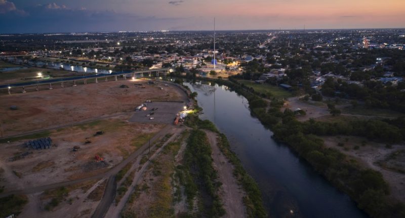 Texas man sentenced for sex with minor with whom he fathered two children