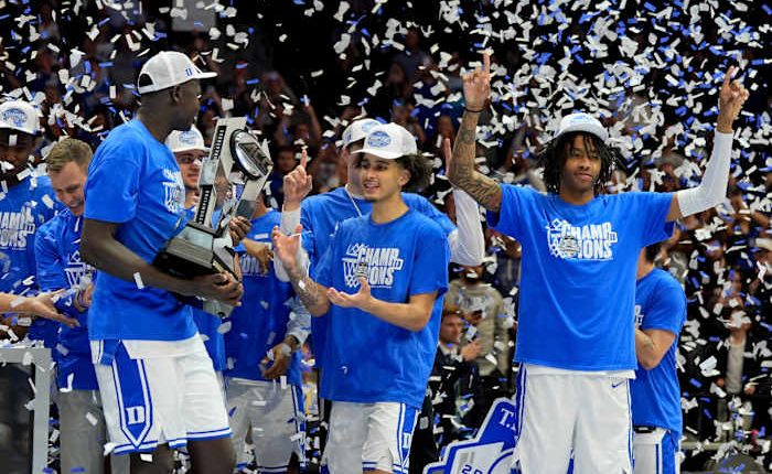 The Latest: Men's NCAA Tournament bracket revealed on Selection Sunday