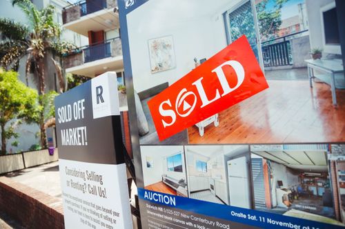 GEN23: Generics for lease signs, for sale signs, sold signs residential construction, For Sale, Lease, Rental, Home Buyers, Home Sellers, Renters, Real, Estate, Property Market, Realtor, Home, House, Property, Residence, Housing market, housing crisis, in the western suburbs, Thursday 14th of December 2023. Photo: Dion Georgopoulos / Australian Financial Review
