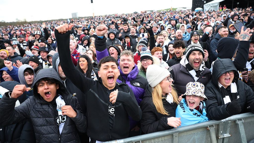 Thousands of Newcastle supporters turn out to celebrate historic Carabao Cup win in style as Toon Army line the streets ahead of open-top bus parade