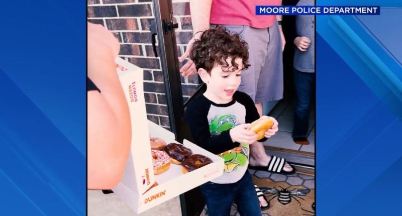 Toddler's 911 request for 'emergency' doughnuts goes viral