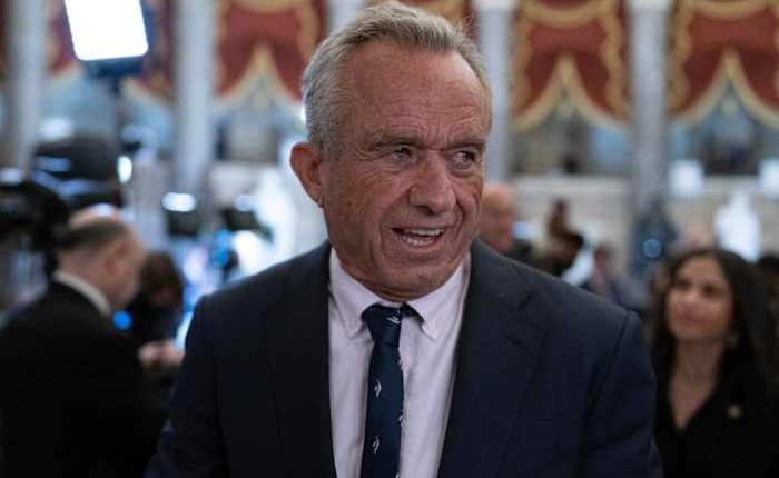 Top US health agency makes $25,000 buyout offer to most of its employees