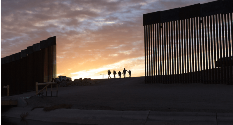 Trump administration resumes immigrant family detentions