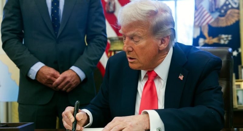 Trump signs order targeting law firm that employed Mueller team prosecutor