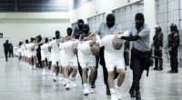 US deports hundreds of immigrants despite court order