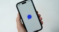What is Signal, the messaging app allegedly used by Trump officials?