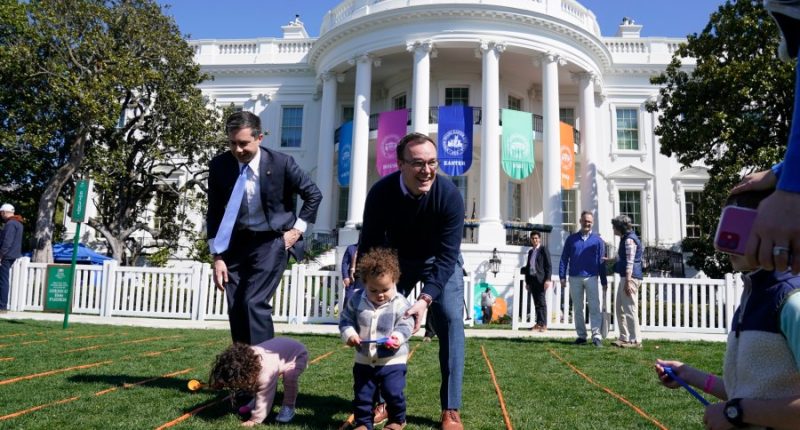 White House seeks corporate sponsorships for Easter Egg Roll: Report