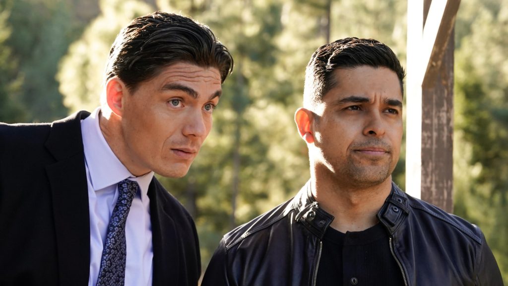 Who Plays Special Agent Dale Sawyer?