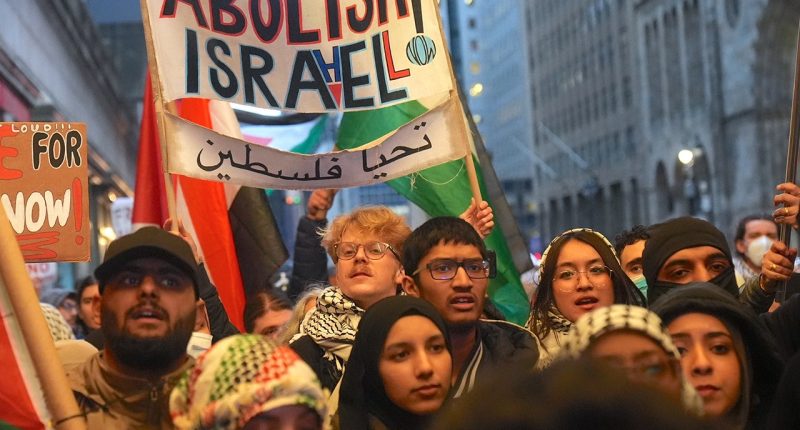 Antisemitic incidents break record for 4th straight year, ADL finds