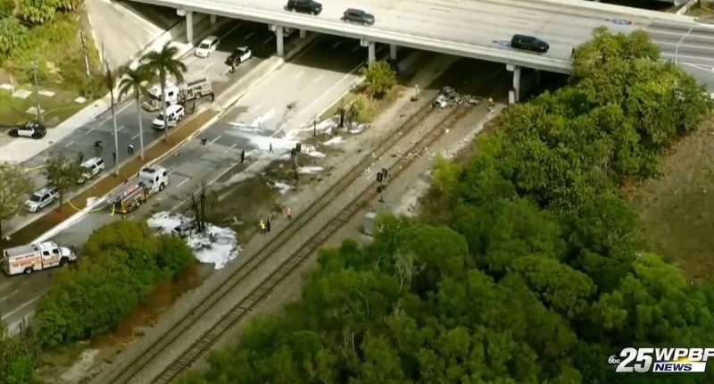 At least 3 feared dead after plane misses runway and explodes in Boca