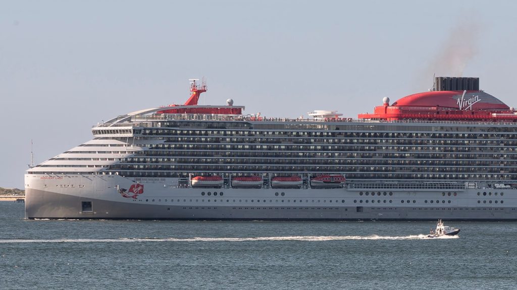 CEO allegedly choked fellow cruise ship passenger over dance floor dispute: FBI