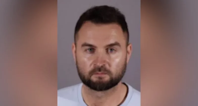 California father abducts children, possibly headed to Ukraine: LAPD