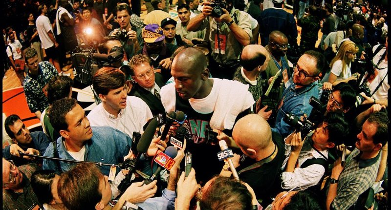 Celebrity snapper shares stories behind iconic photos