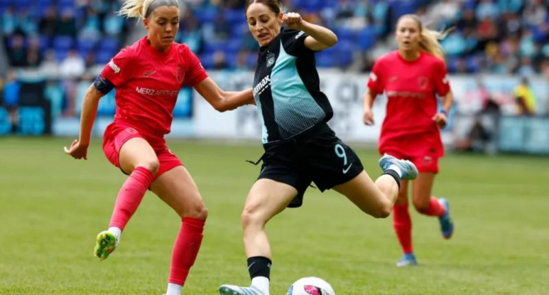 Esther Gonzalez scores twice as Gotham FC earns first win of season