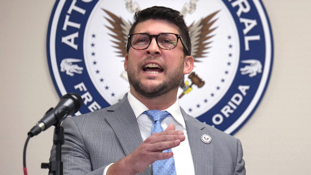 Federal judge orders local law enforcement to stop enforcing new immigration law