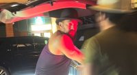 'Growling' Hollywood action hero looks unrecognizable in NYC