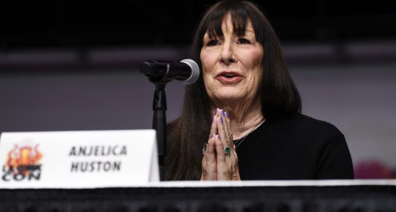 Anjelica Huston