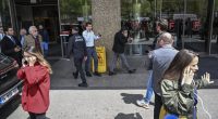 ISTANBUL, TURKIYE - APRIL 23: People leave the buildings in panic and call their loved ones after 6.2 magnitude earthquake jolts Istanbul, Turkiye on April 23, 2025. 6.2 magnitude earthquake jolts Turkiye, epicenter being Istanbul's Silivri district. (Photo by Murat Sengul/Anadolu via Getty Images)