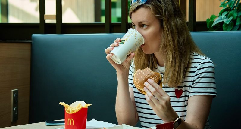 Link between McDonald's and colon cancer epidemic in young people