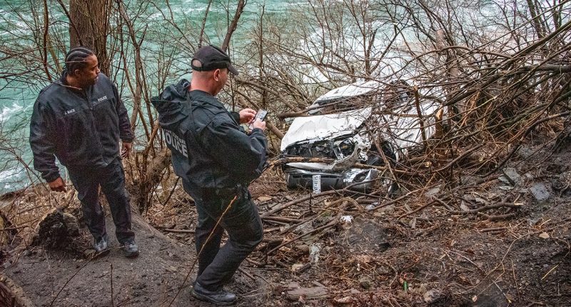 Man miraculously walks away after driving truck over cliff into Niagara Falls Gorge