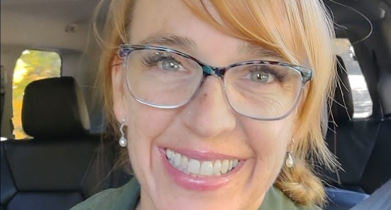 Portrait of Carrie Sanger.