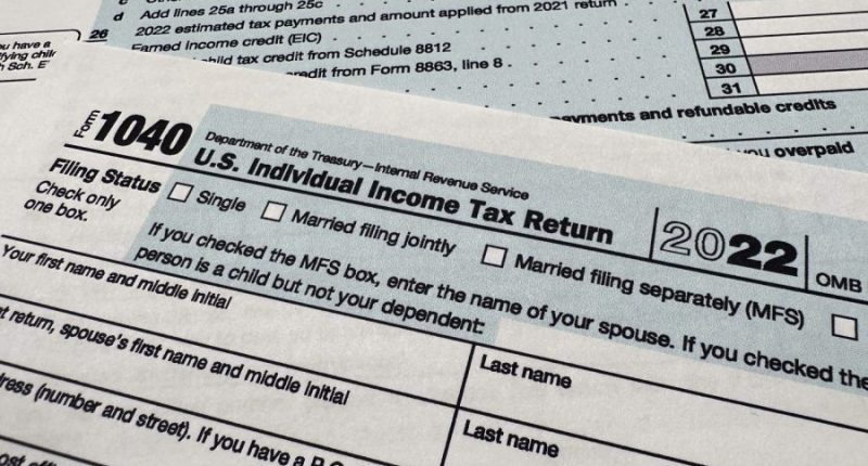 More Americans call taxes unfair: Gallup