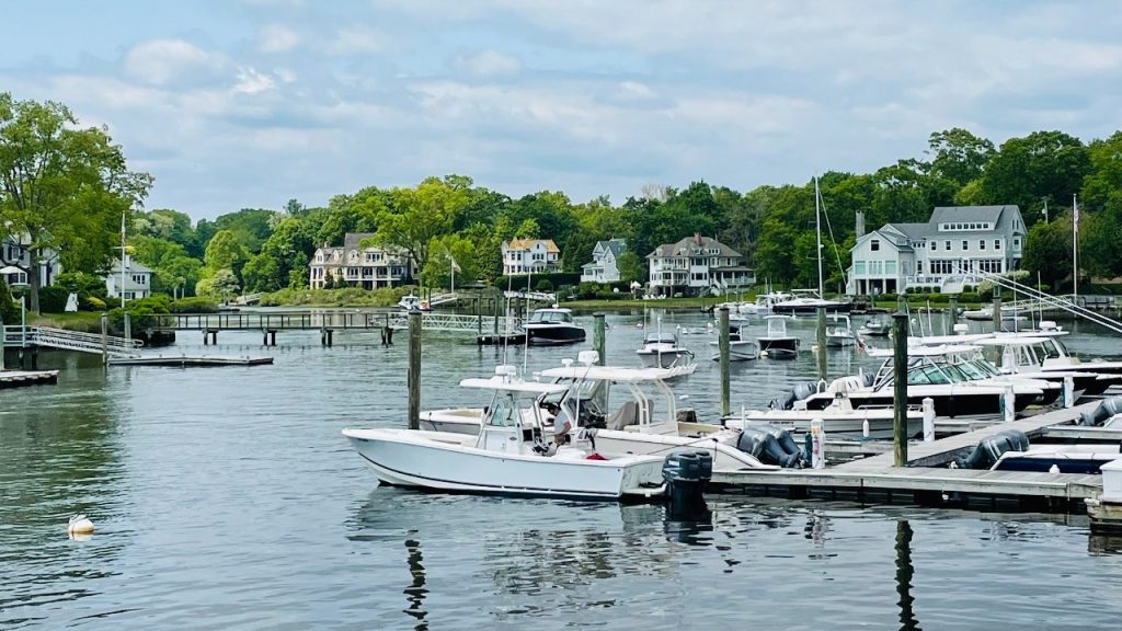 New England serial killer fears grow as police downplay threat encroaching on wealthy coastal enclaves