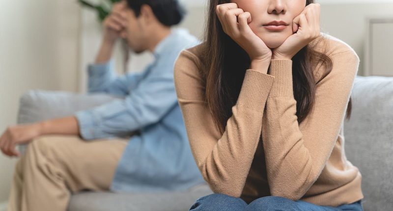 Relationship therapist reveals telltale signs a couple will NOT last