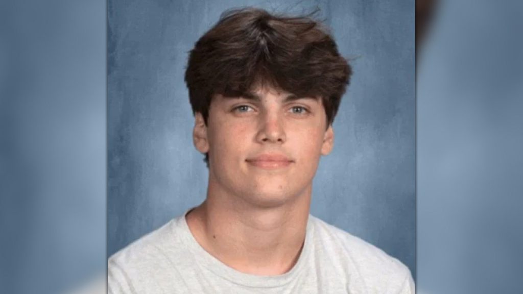 Texas track meet stabbing suspect told responding officer he 'did it': docs