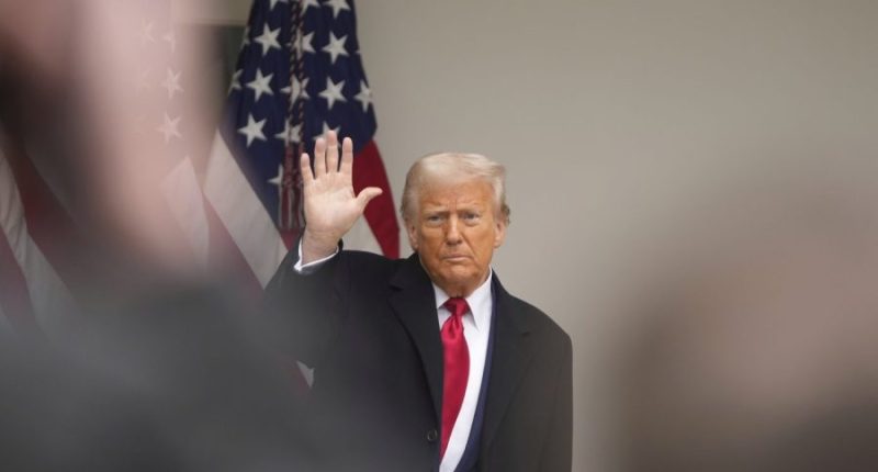 Trump: Trade deficit with China must be resolved before deal on tariffs