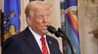 Trump tells conservative budget holdouts to 'stop grandstanding'