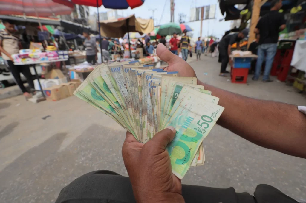 UN cash app for Gazans exploited by Hamas as terror group steals aid money meant for civilians